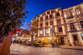 Old Tbilisi city centre apartments ,,Orbeliani